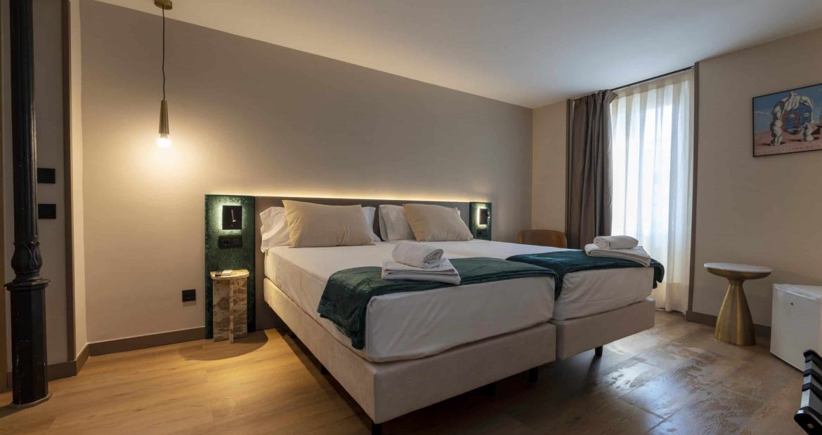 Habitación Doble Deluxe Hotel Negresco Plaza Mayor