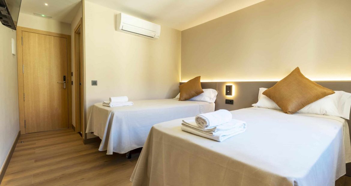 Habitación Doble Estándar Hotel Negresco Plaza Mayor