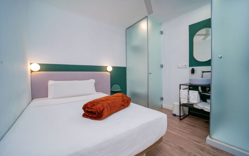 (NEGRESCO 5) Habitación para 3 personas en Plaza España