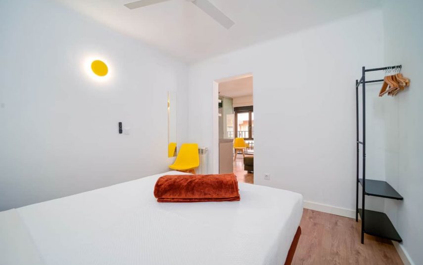 (NEGRESCO 5) Habitación para 3 personas en Plaza España