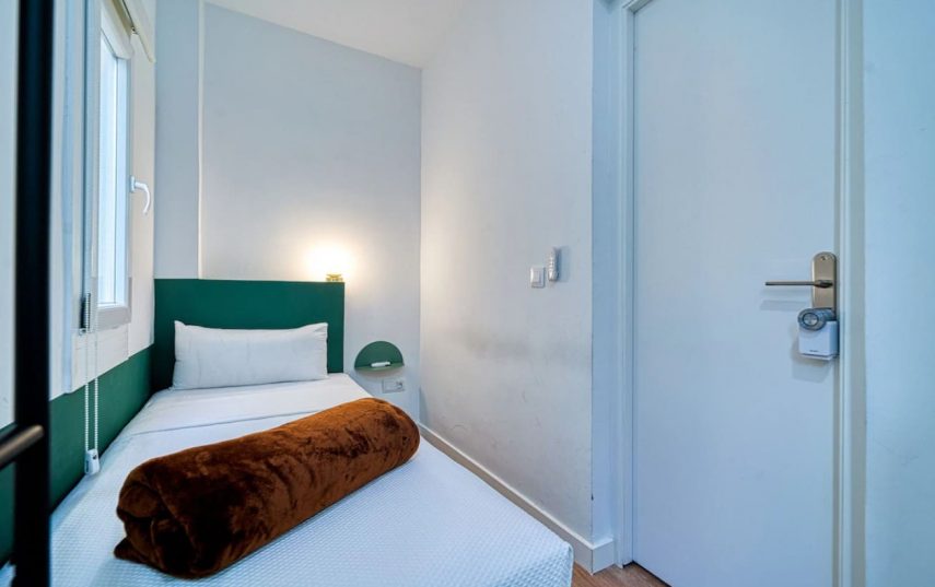(NEGRESCO 5) Habitación para 3 personas en Plaza España