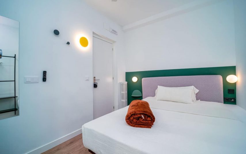 (NEGRESCO 5) Habitación para 3 personas en Plaza España
