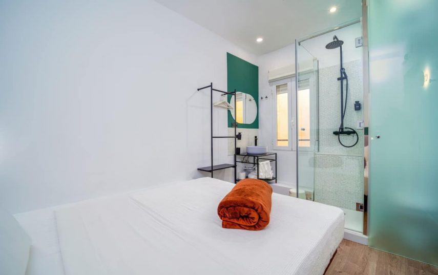 (NEGRESCO 5) Habitación para 3 personas en Plaza España
