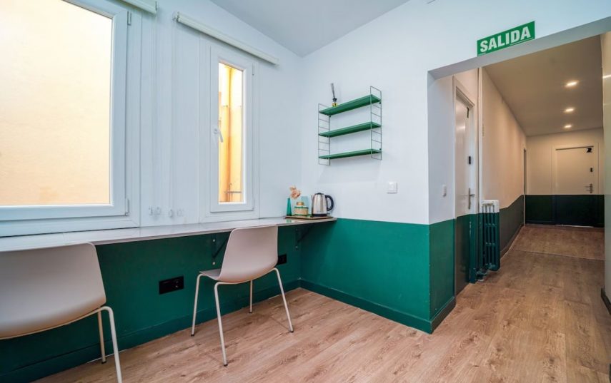 (NEGRESCO 5) Habitación para 3 personas en Plaza España