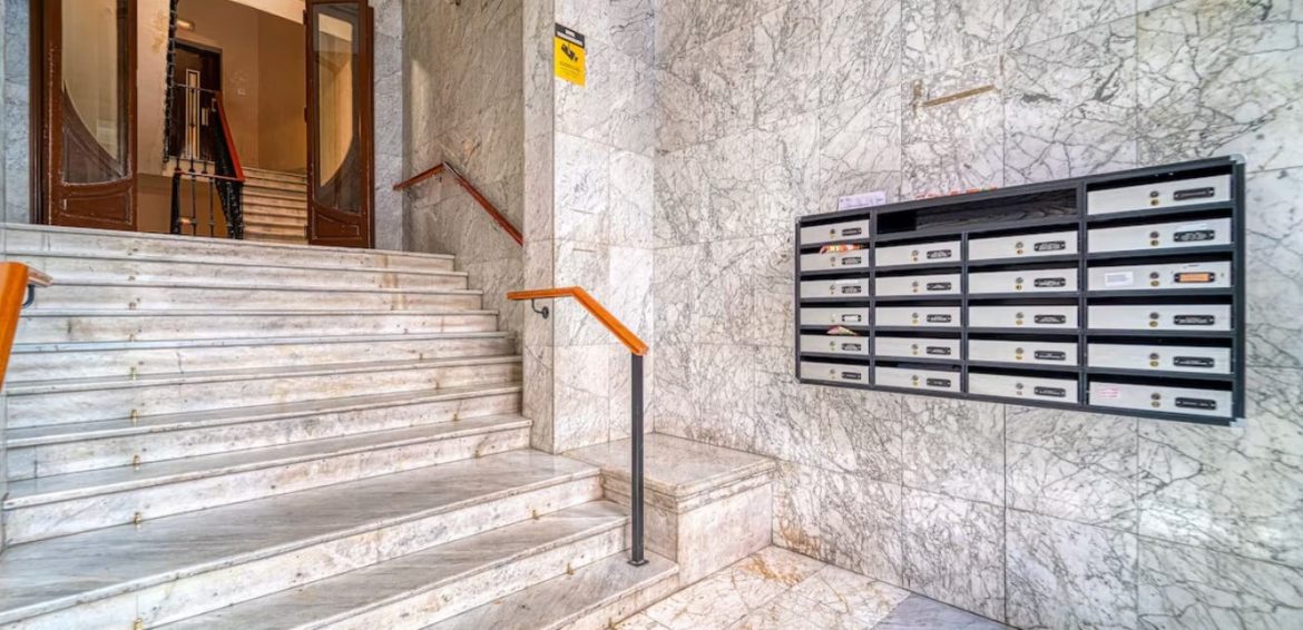(NEGRESCO 5) Habitación para 3 personas en Plaza España