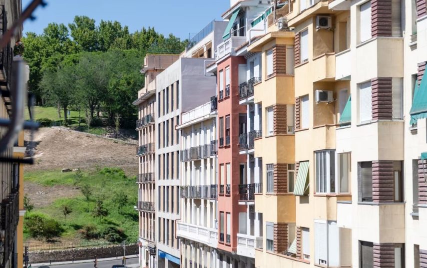 (NEGRESCO 5) Habitación para 3 personas en Plaza España