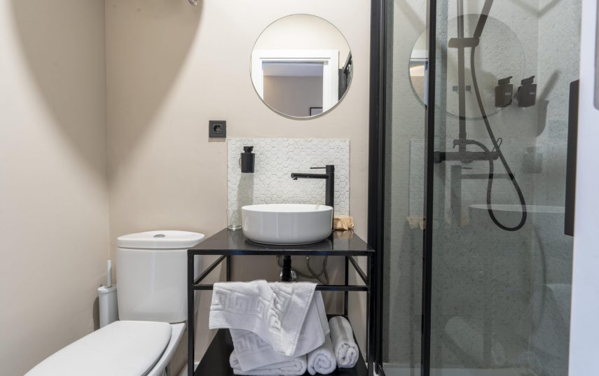 (NEGRESCO 1) Habitación para 4 personas en Plaza España