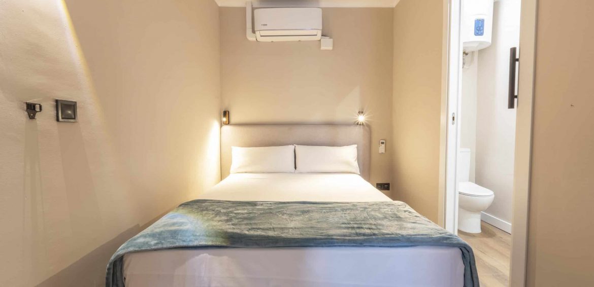 (NEGRESCO 2) Habitación para 4 personas en Plaza España