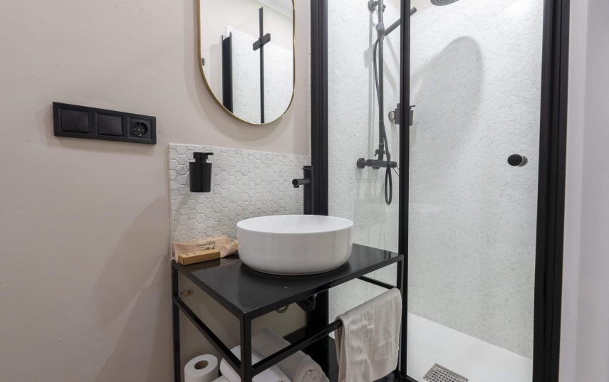 (NEGRESCO 1) Habitación para 4 personas en Plaza España